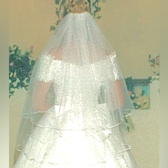 Accessories - Vintage wedding vail